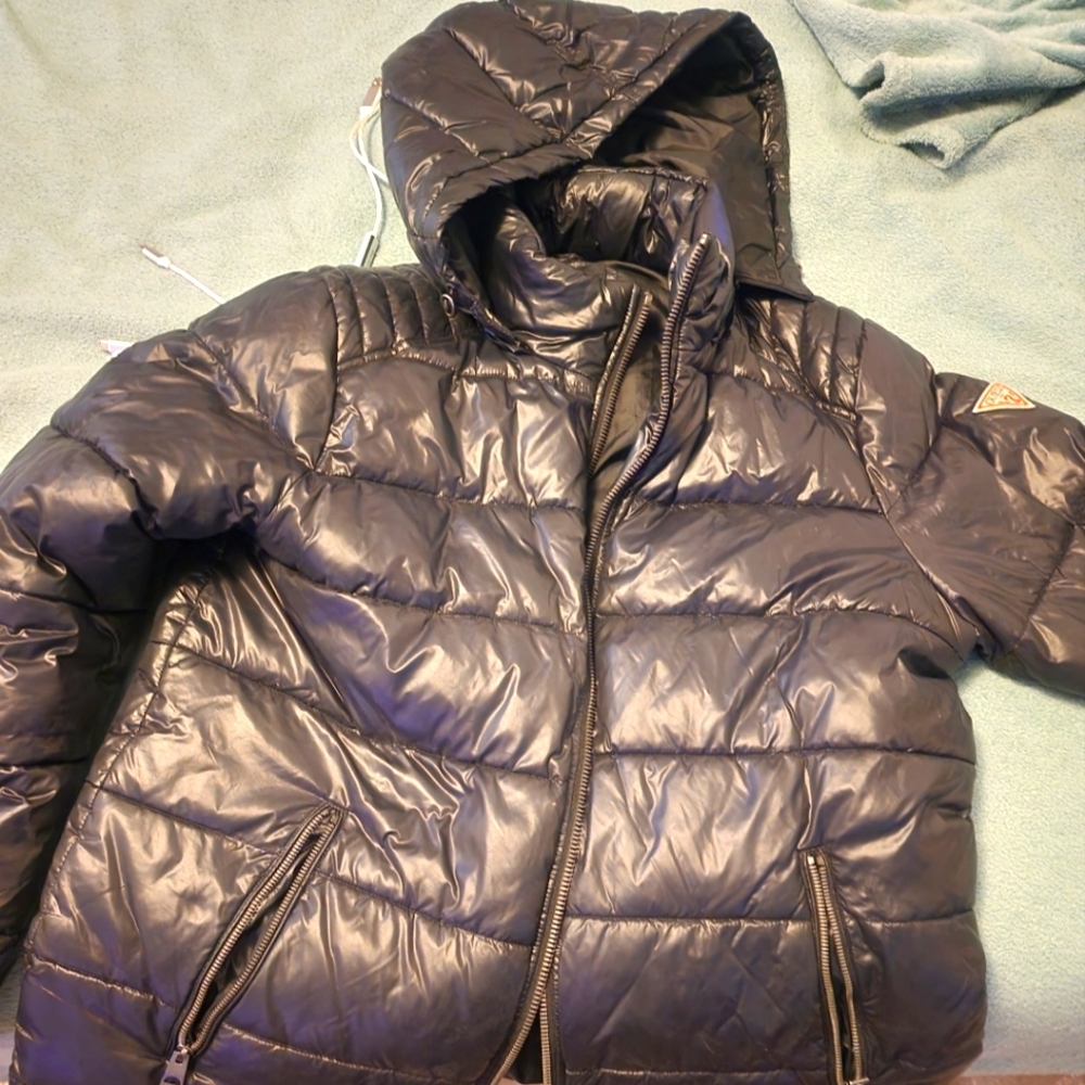 Guess puffy jacket